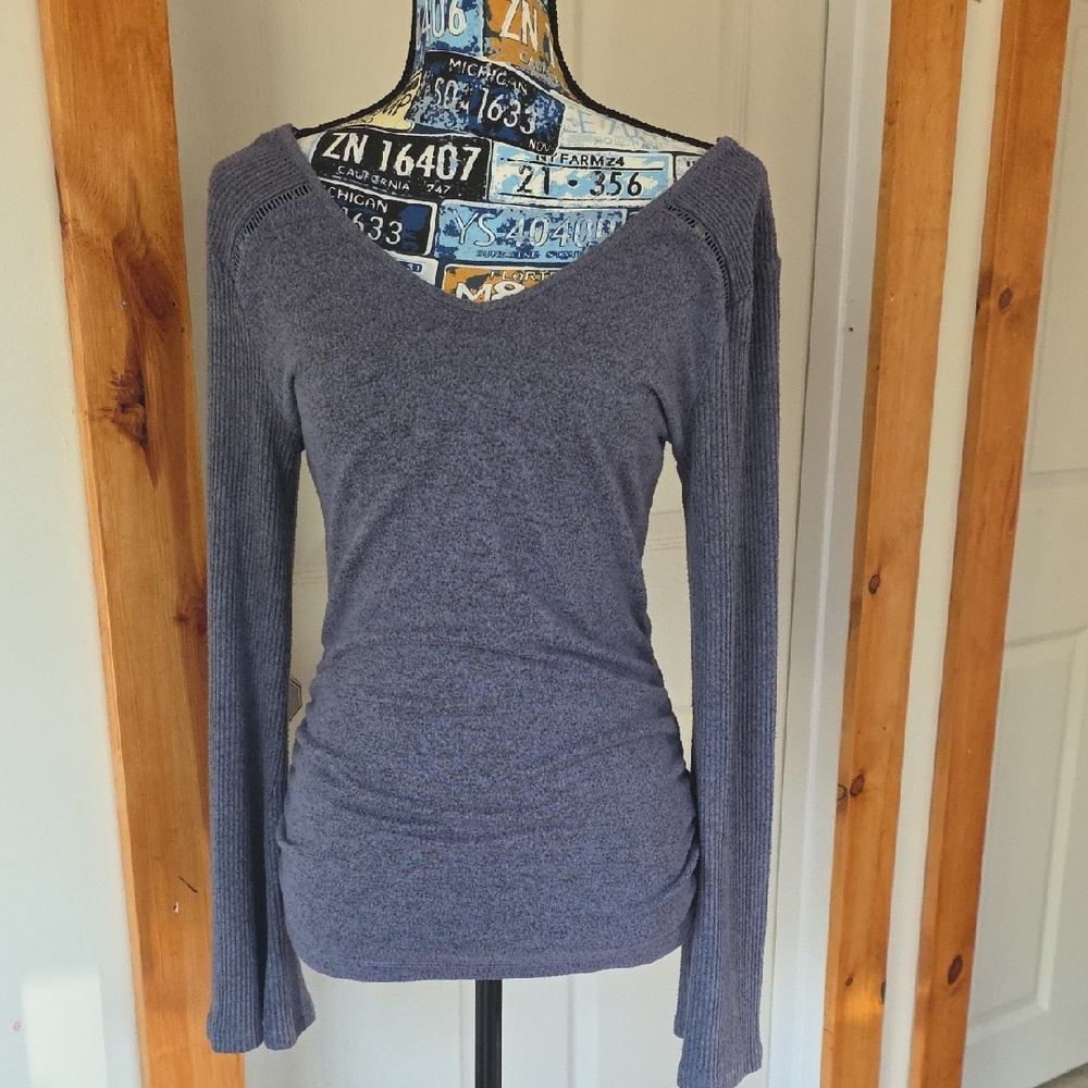 Womens M Wild Fable Heathered Blue/grey Long Sleeve Top Flare Arms Flowers Soft